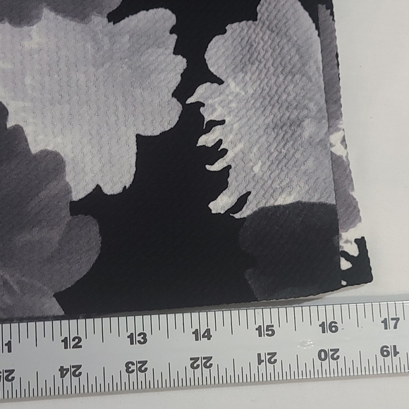 Calvin Klein Floral Mini Skirt Lined Women's Size 10 Petite - Picture 12 of 12